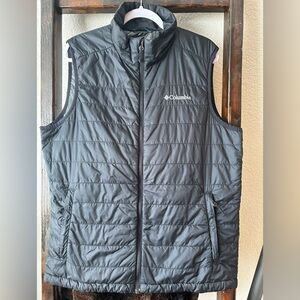 Columbia men’s medium black omniheat puffer vest